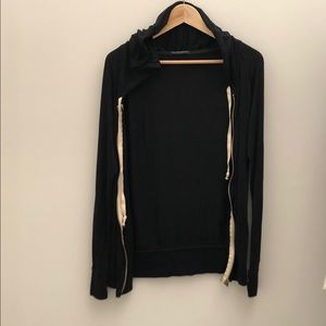 B r a n d N e w Brandy Melville lightweight hoodie